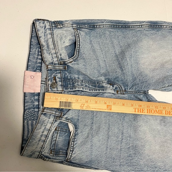 Revice Distressed Jeans Raw Hem Butt Rip Size 27 B2 - Picture 7 of 8